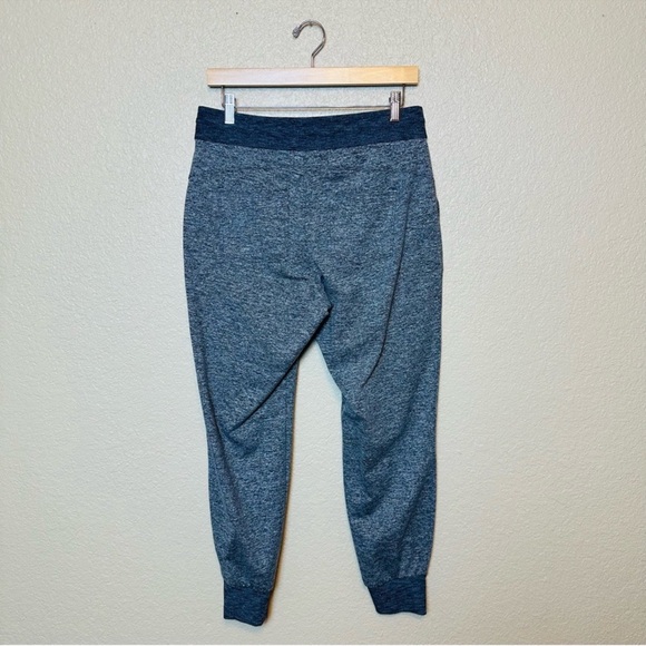 Athleta Women’s Flux Soft Stretch Joggers 2.0 Heather Grey Size Medium - Picture 5 of 8